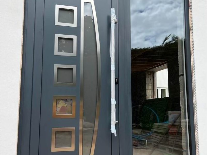 Aluminium doors